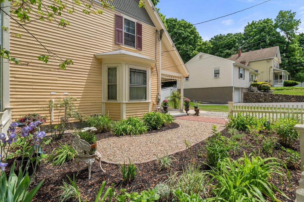 22 Eustis Ave