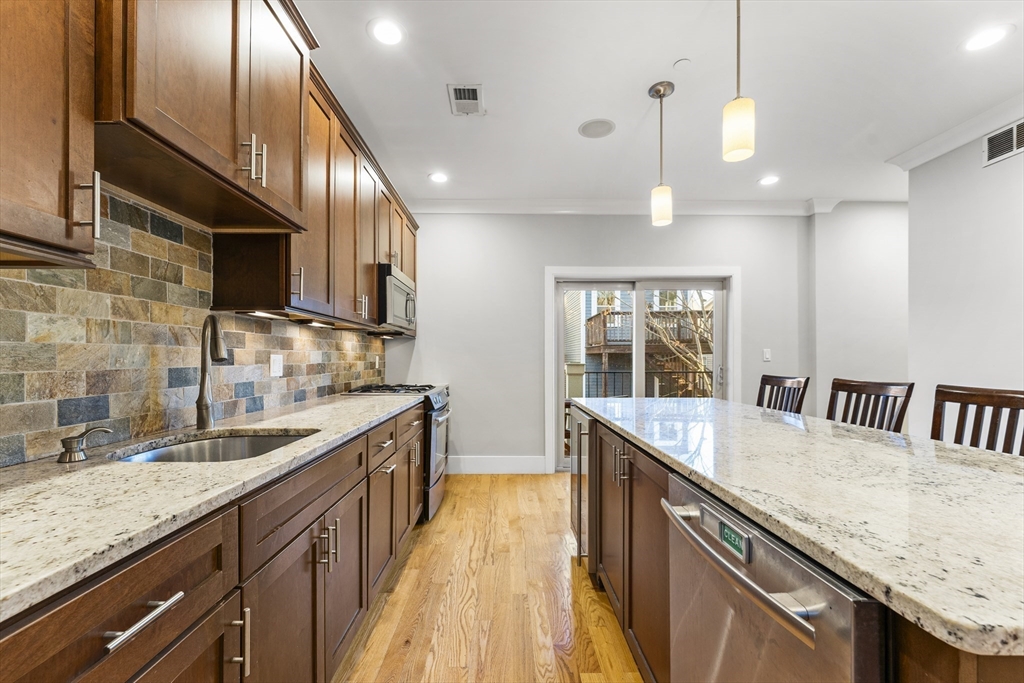 146 Athens St # 3