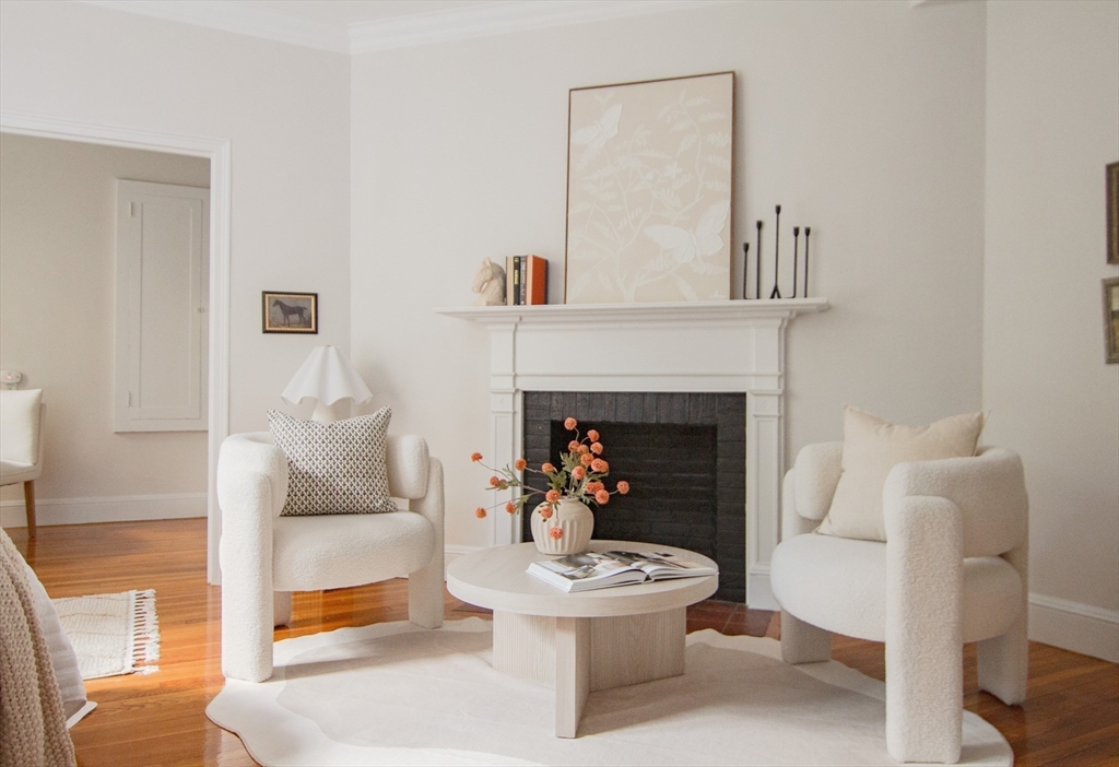 16 Chauncy St # 10