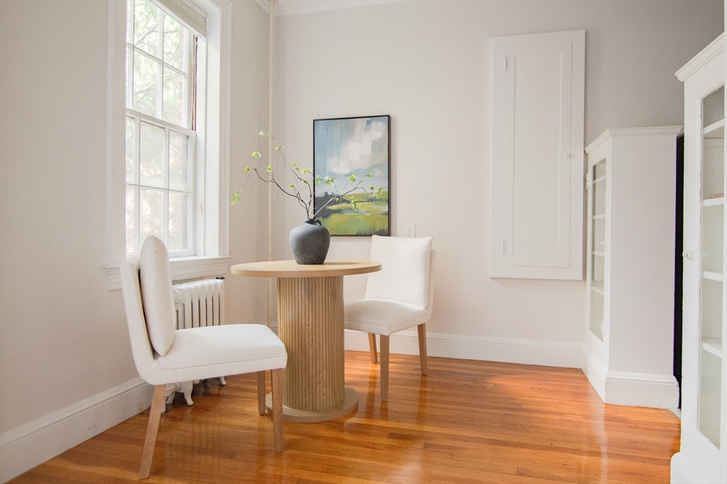 16 Chauncy St # 10