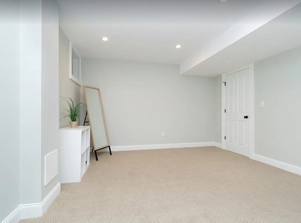 82 Powder House Blvd # 82