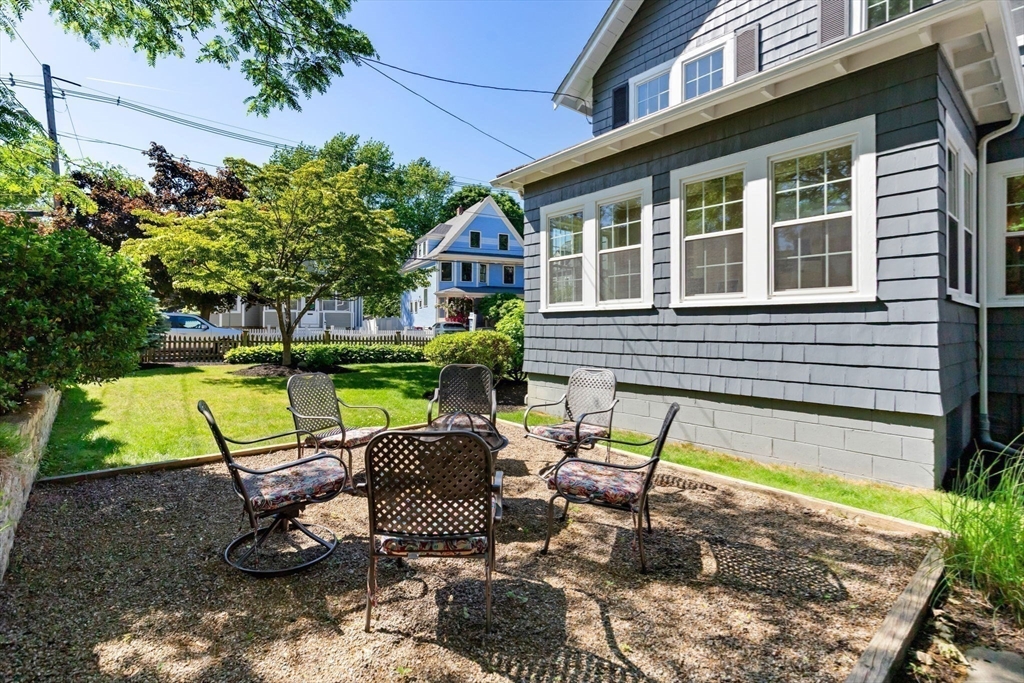 43 Trenton St