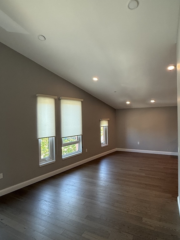 368 Pleasant # 303