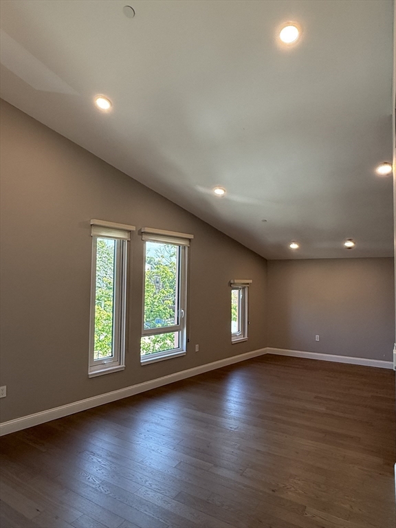 368 Pleasant # 303