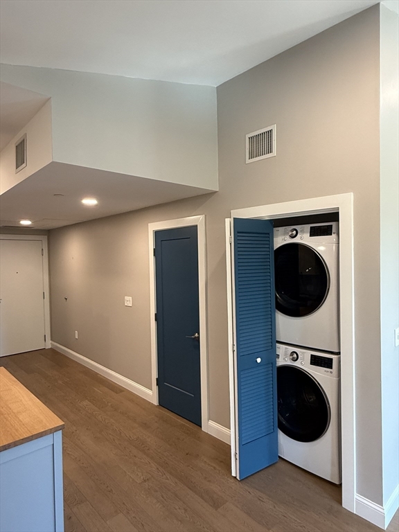 368 Pleasant # 303
