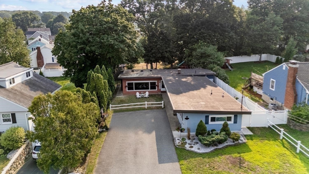 34 Oak St