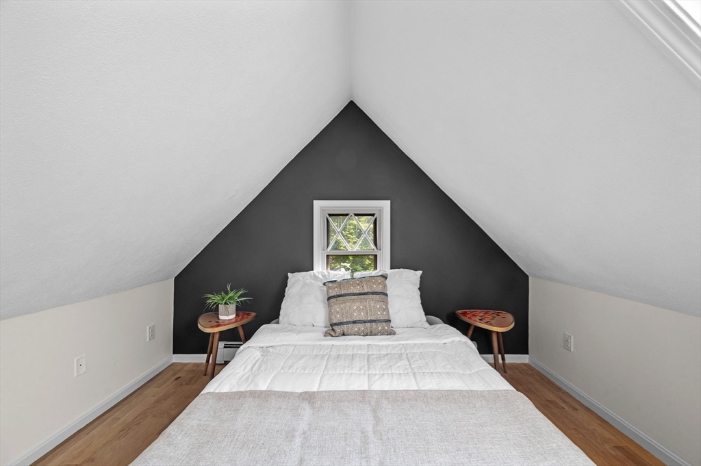 28 Columbus Ave # 4