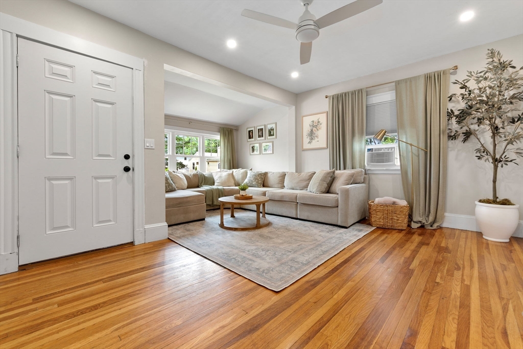 8 Porter Rd