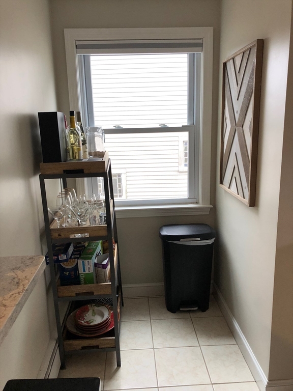 1044 Main St # 2