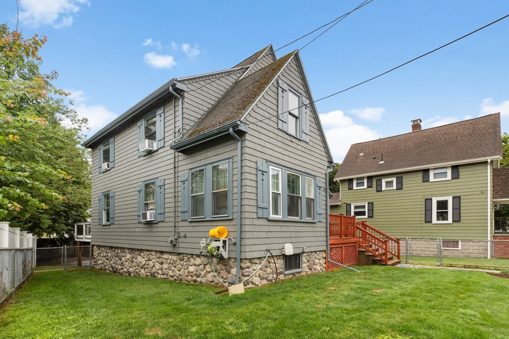 12 Baincroft Rd