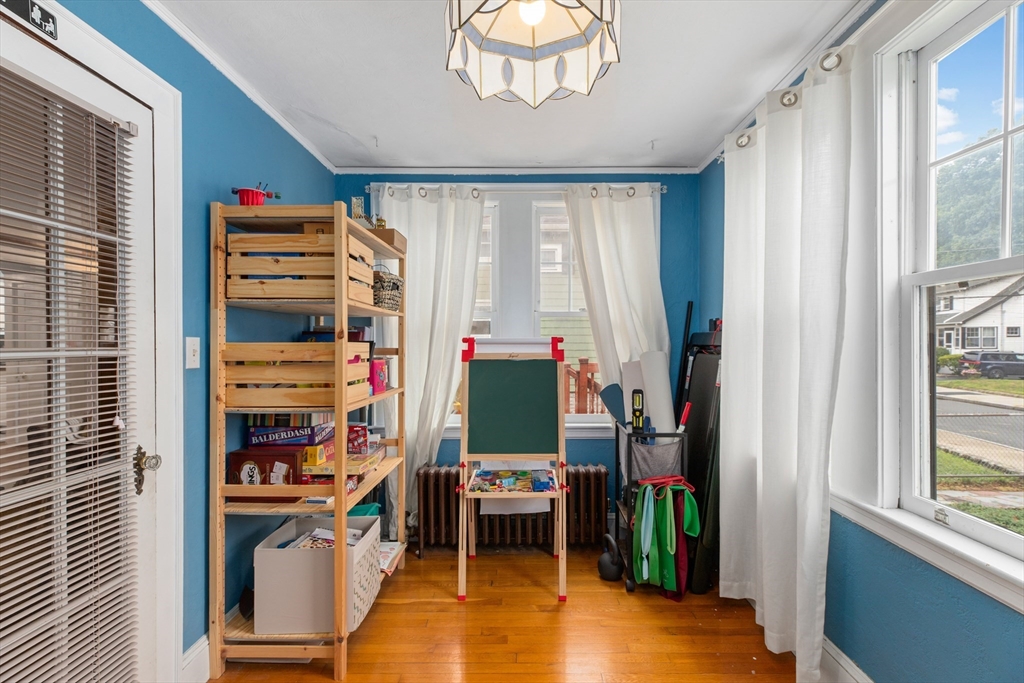 12 Baincroft Rd