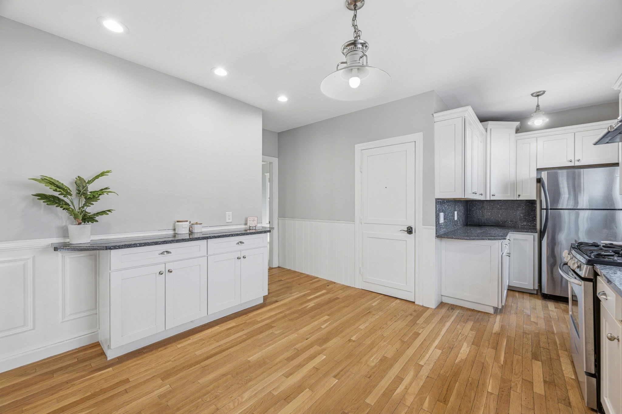 67 Broadway # 1