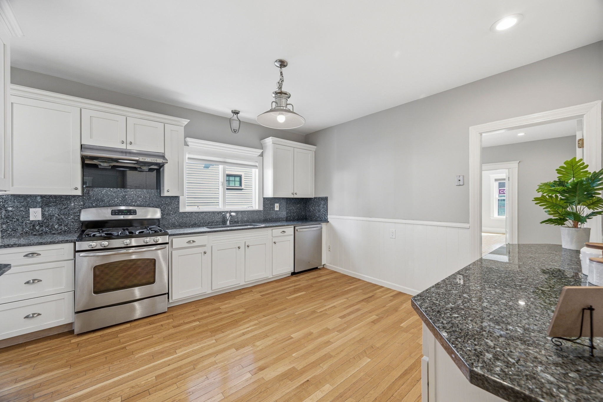 67 Broadway # 1