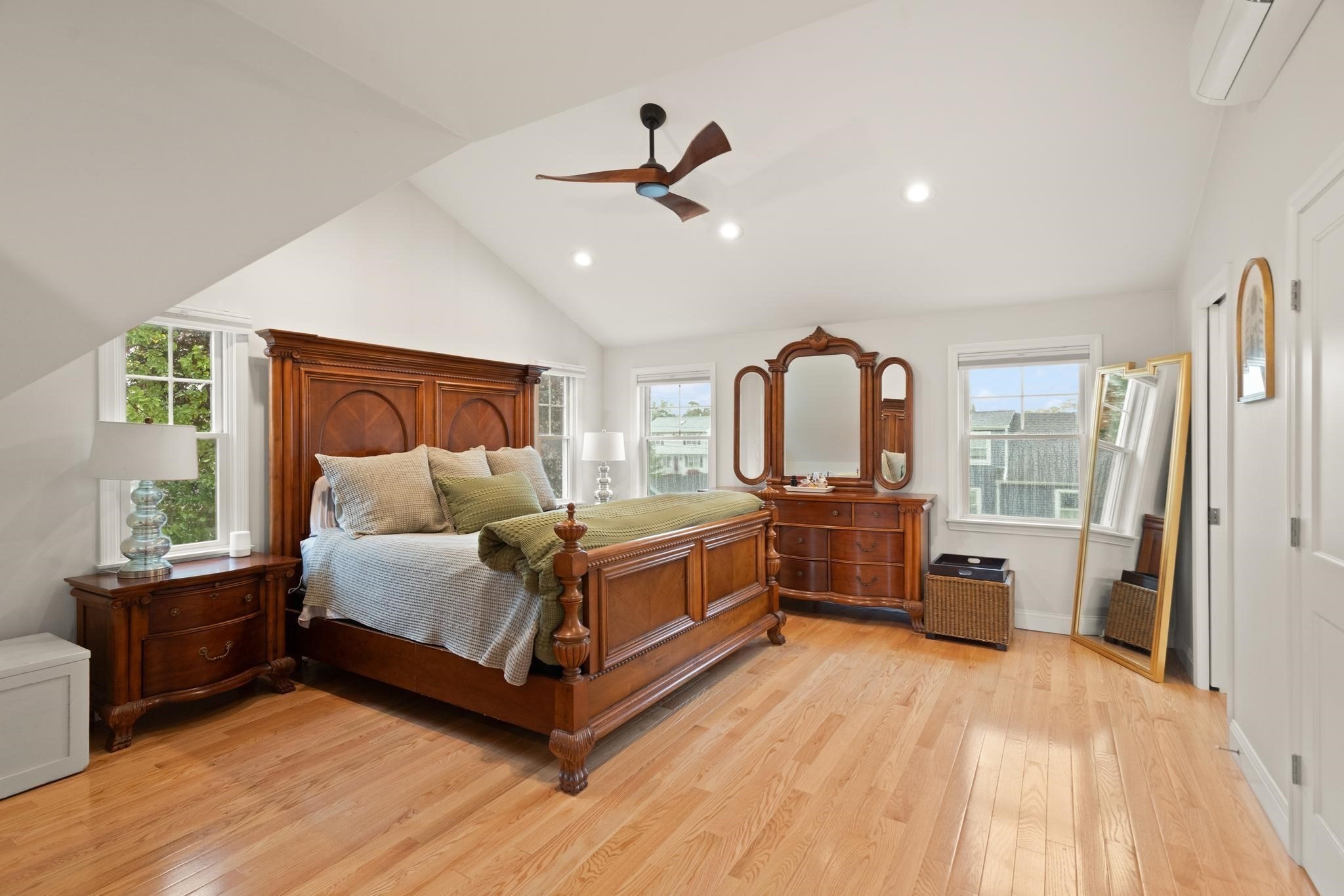 13 Rainbow Cir