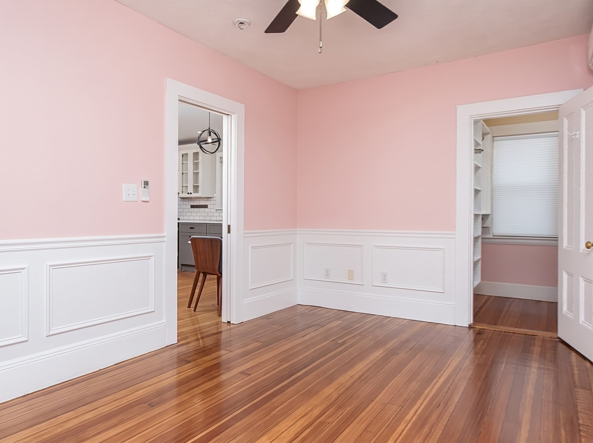 33 Vine St # 2