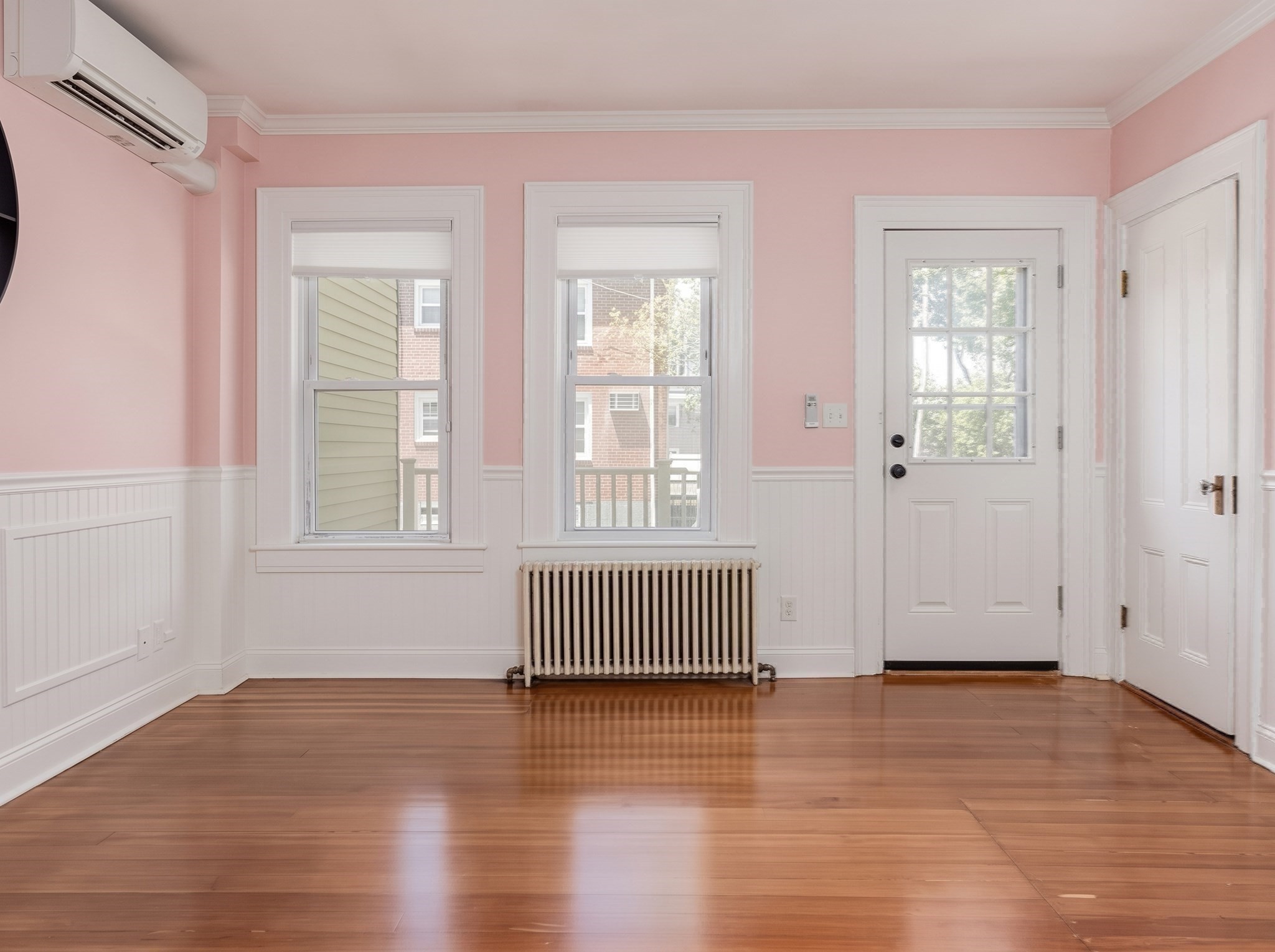 33 Vine St # 2