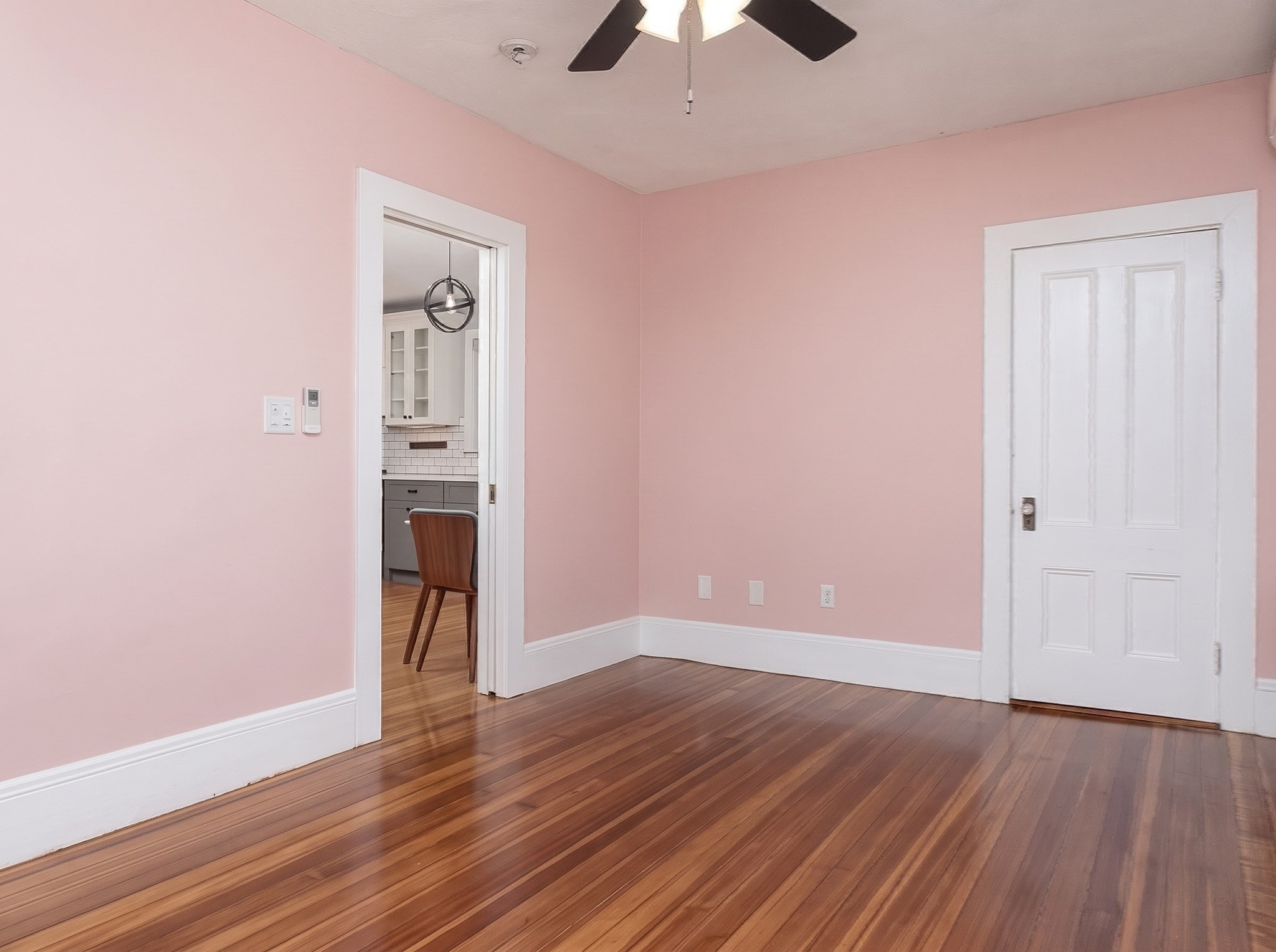 33 Vine St # 2
