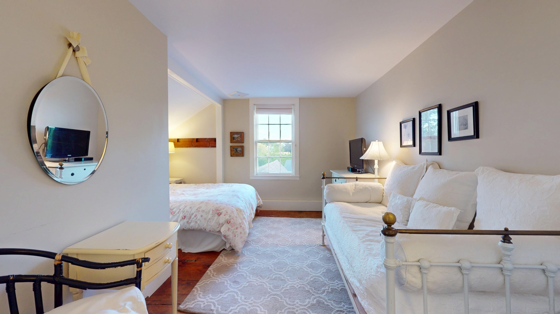 109 Orange St