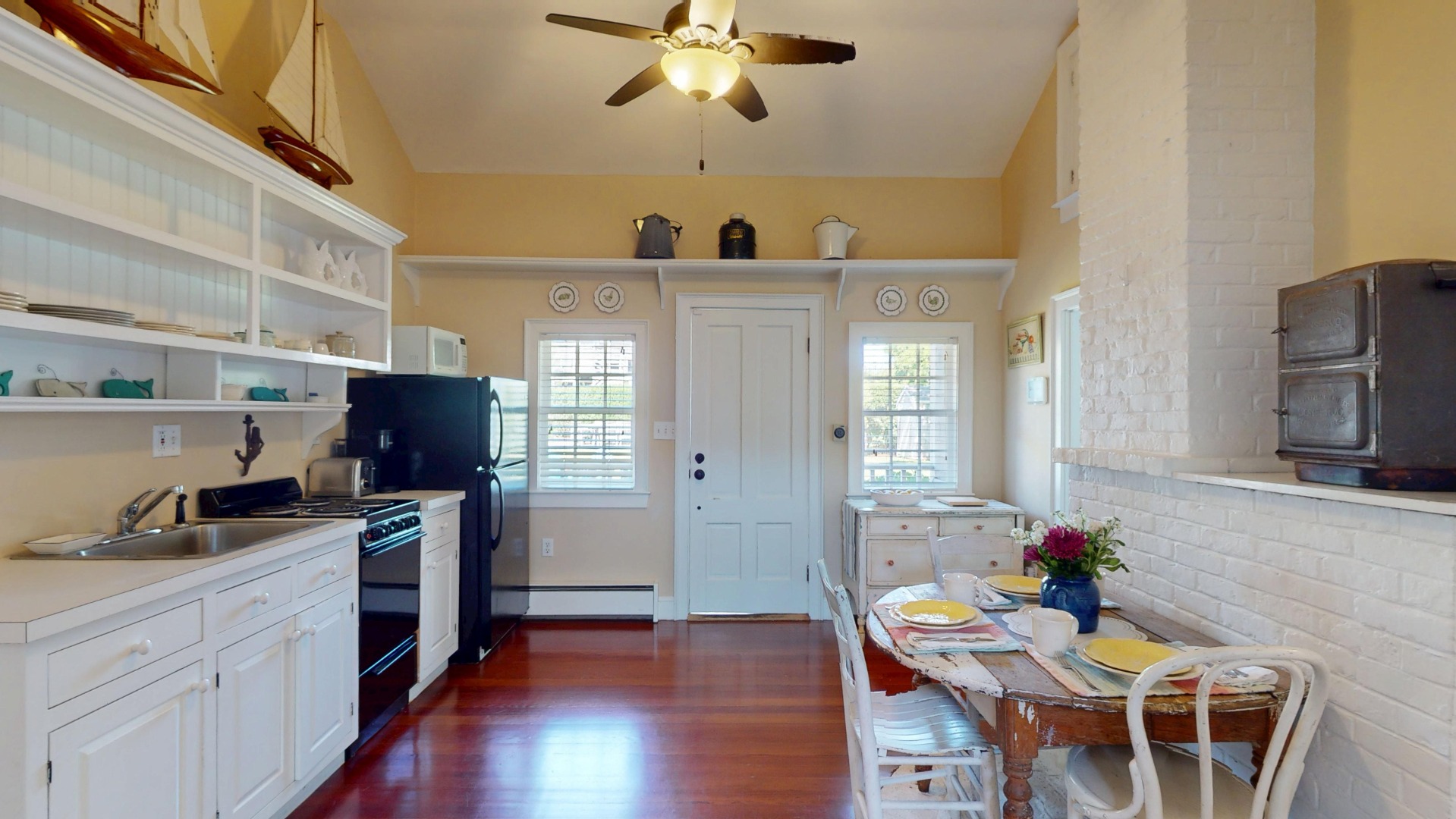 109 Orange St