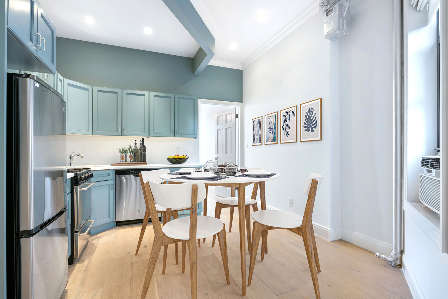 28 PERRY Street 5E