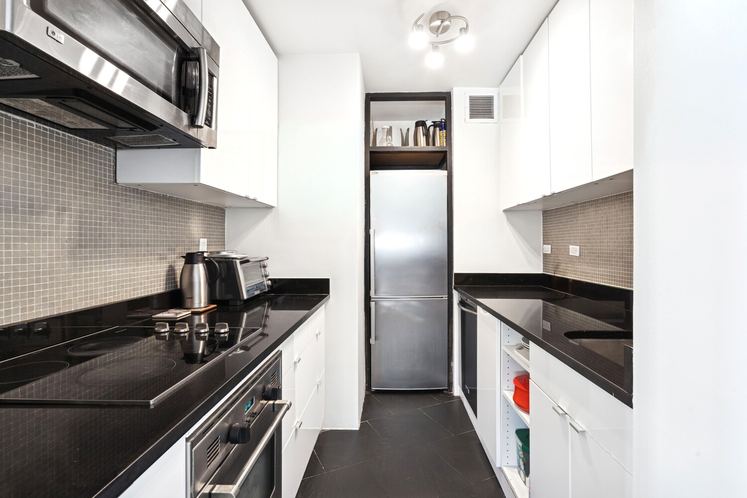 343 E 74TH Street 11B