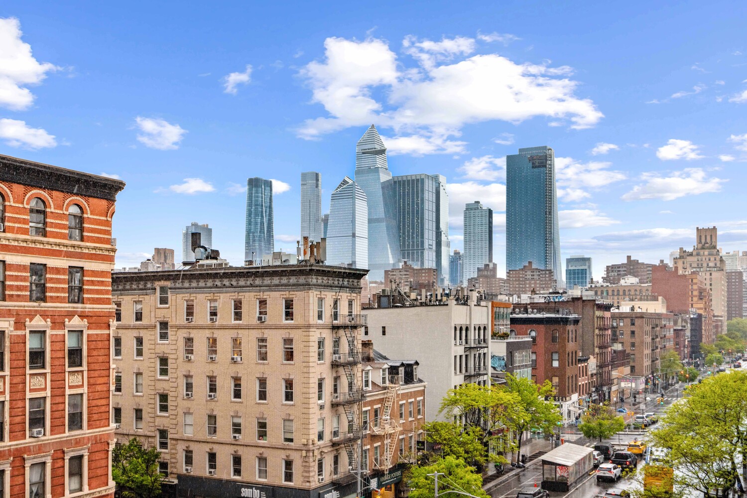 270 W 17TH Street 5J