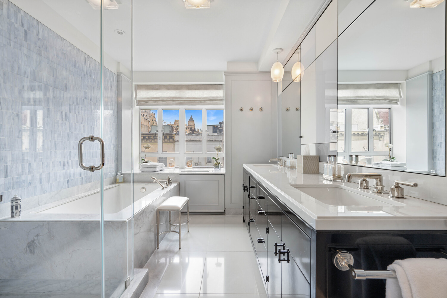 21 E 61ST Street 6E