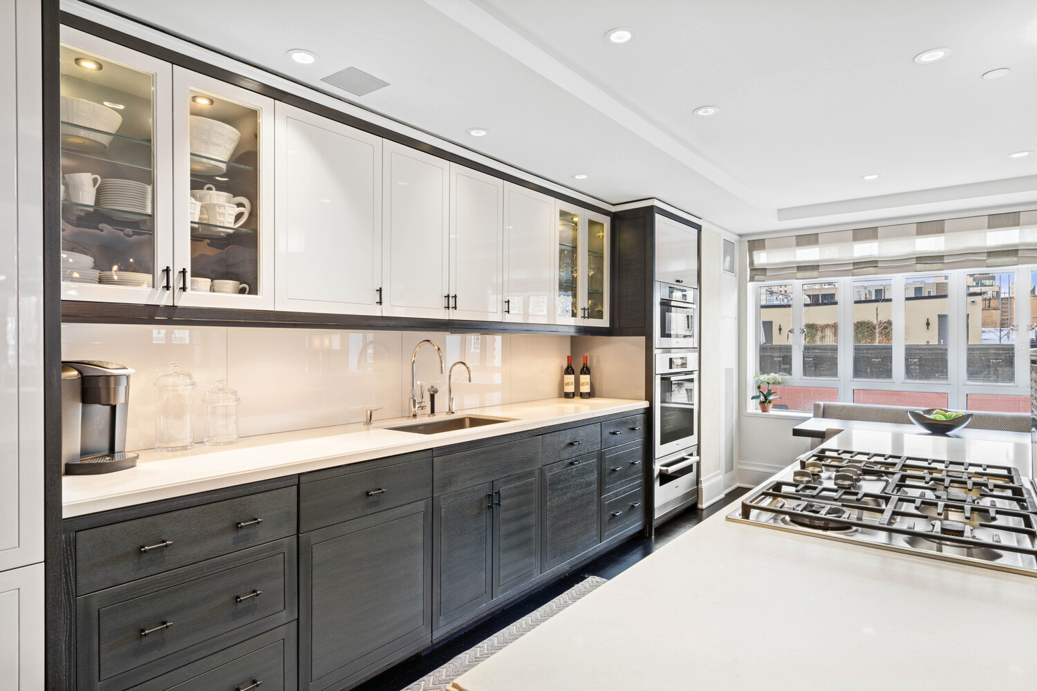 21 E 61ST Street 6E