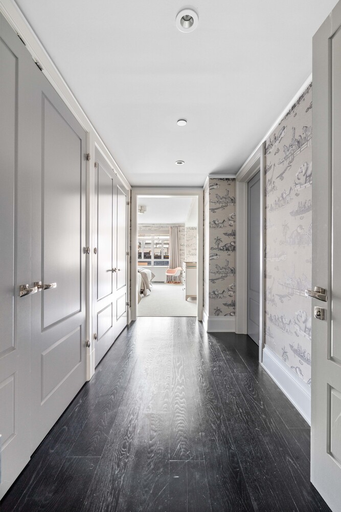 21 E 61ST Street 6E