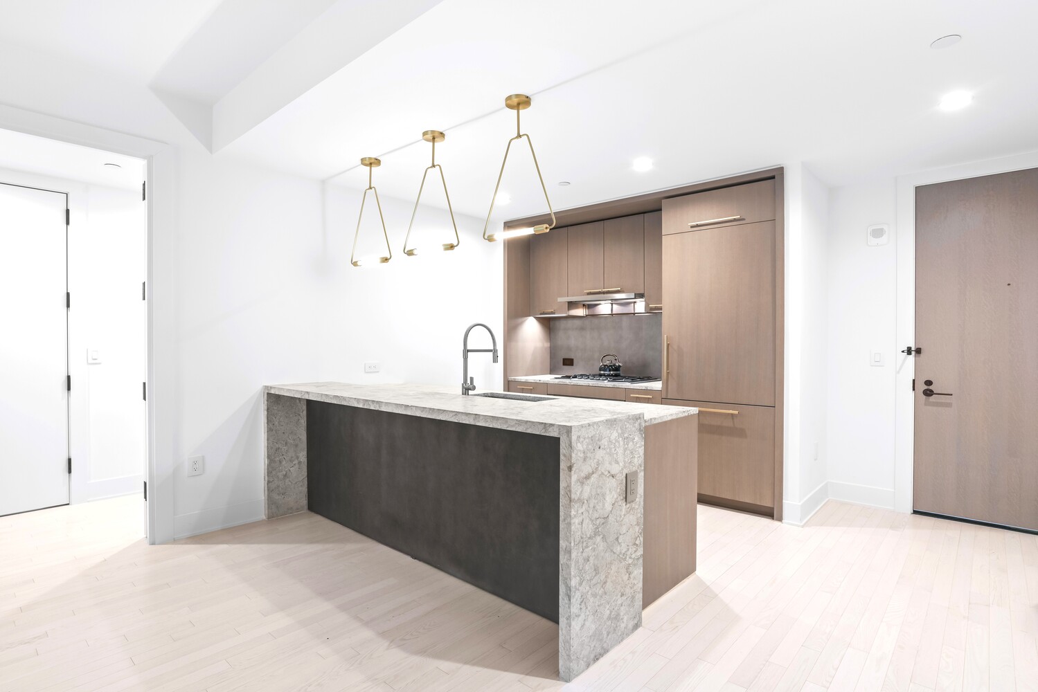 91 LEONARD Street 8B