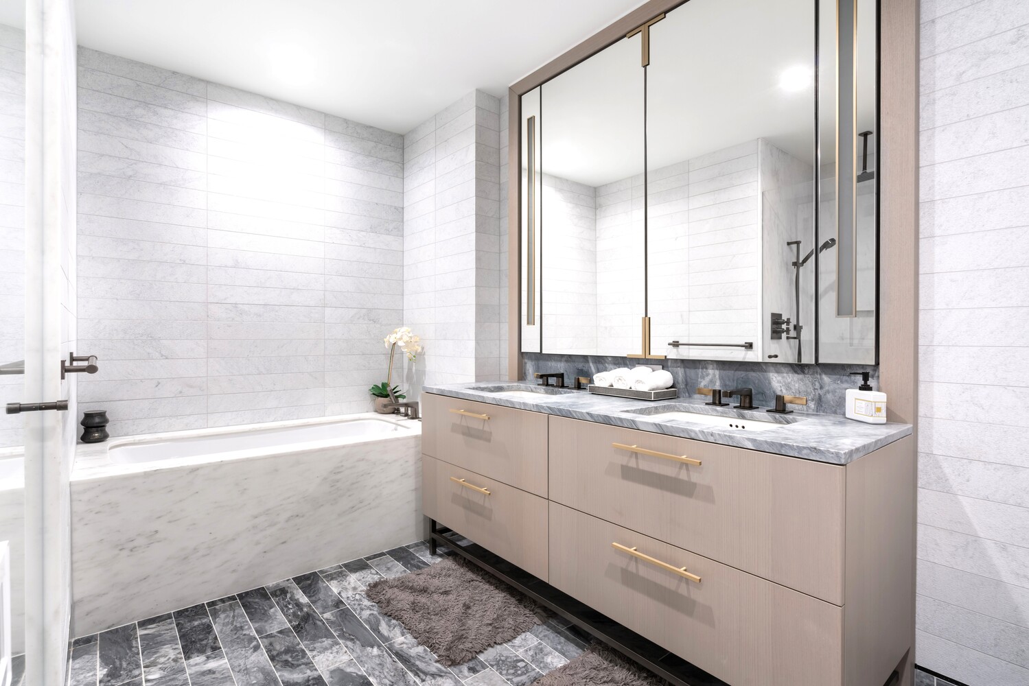 91 LEONARD Street 8B