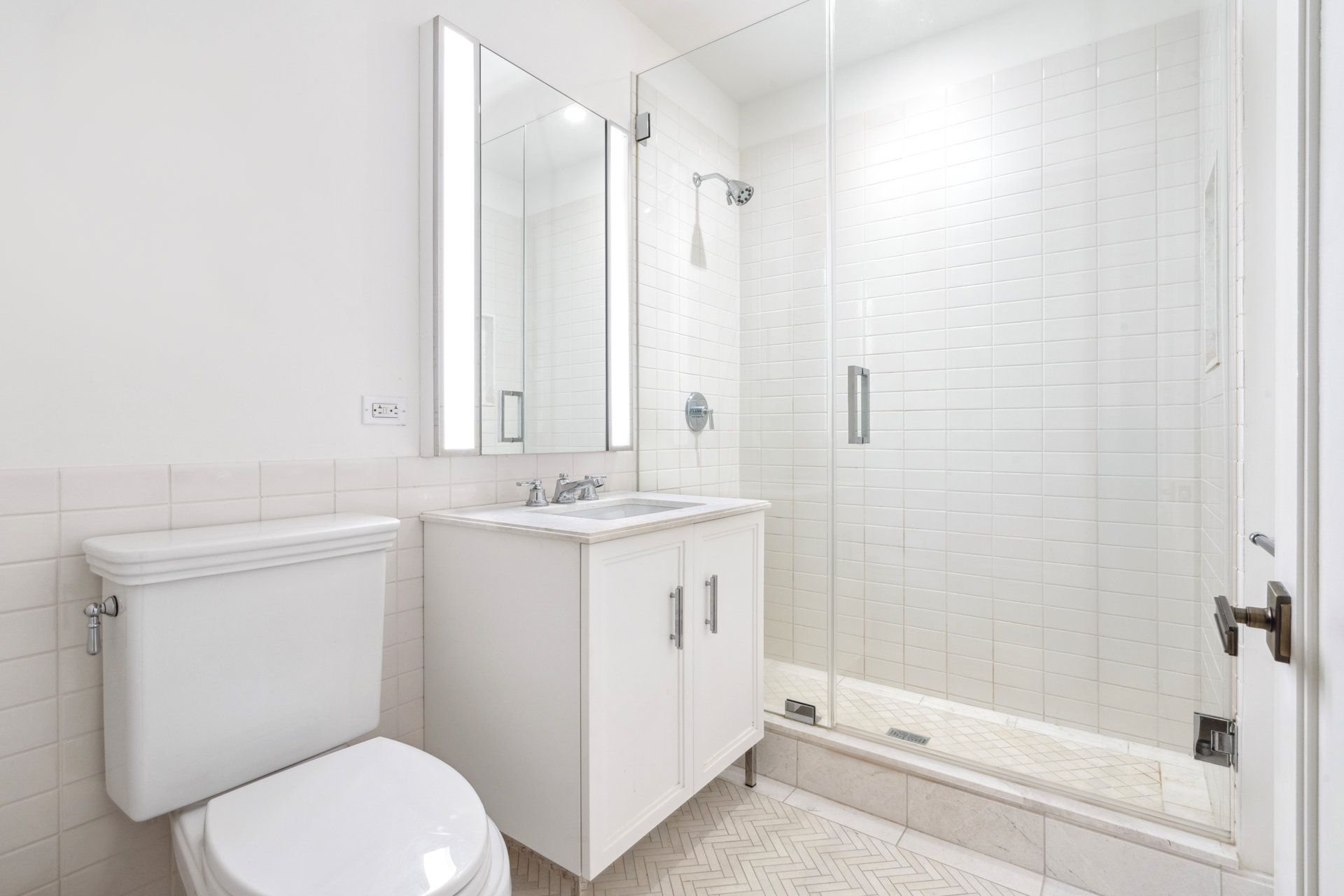 100 BARCLAY Street 12G