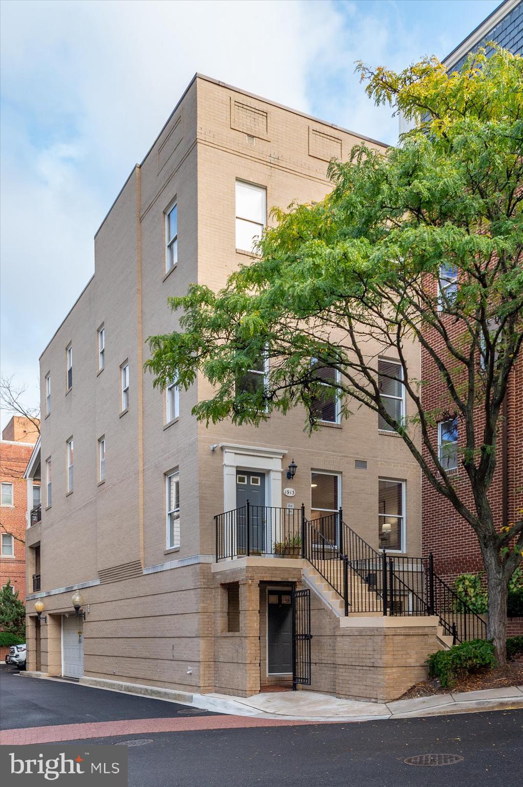 1913 KALORAMA PLACE NW 13