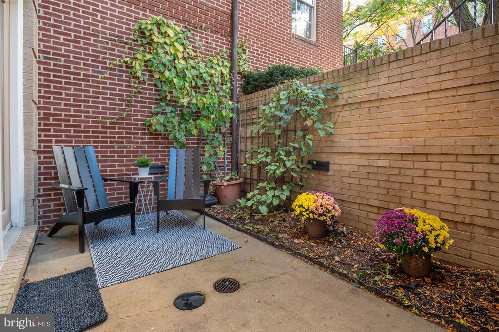 1913 KALORAMA PLACE NW 13