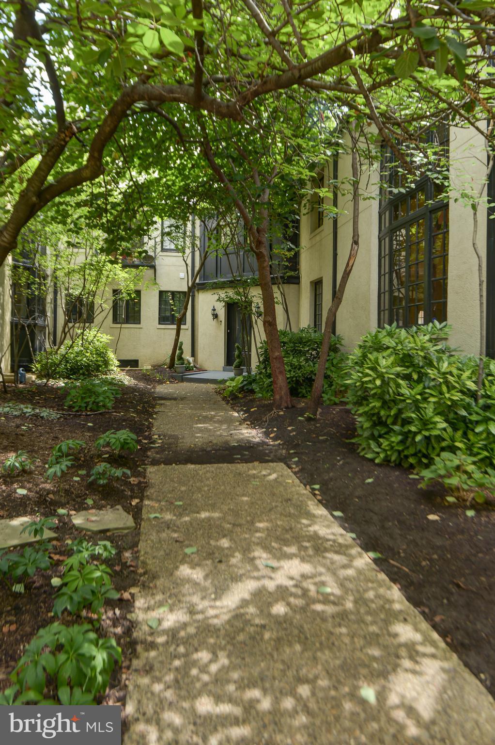 2633 15TH STREET NW 8