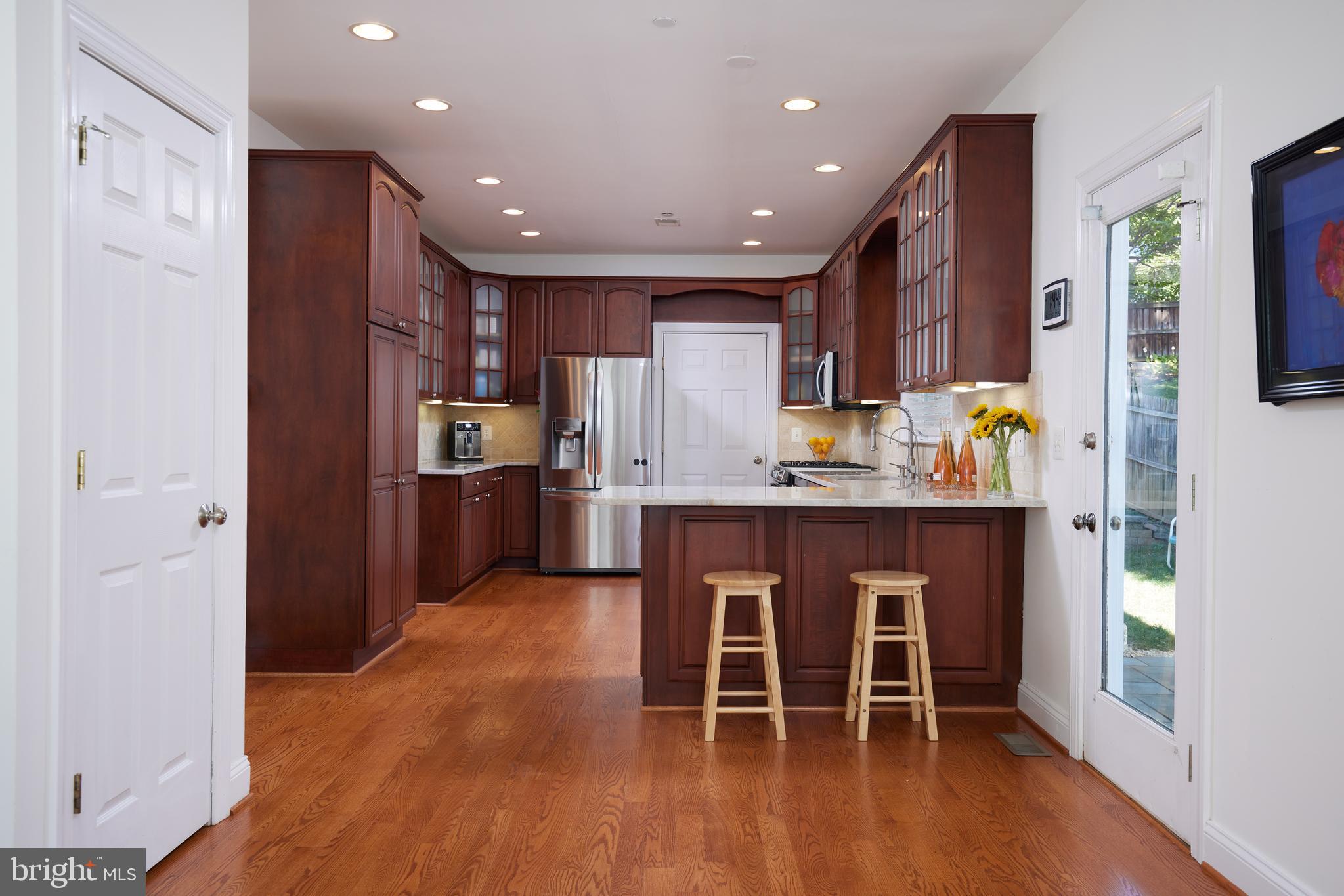 10311 MEREDITH AVENUE