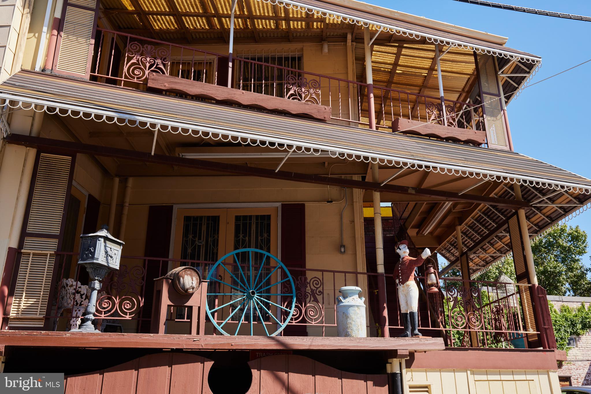 10311 MEREDITH AVENUE