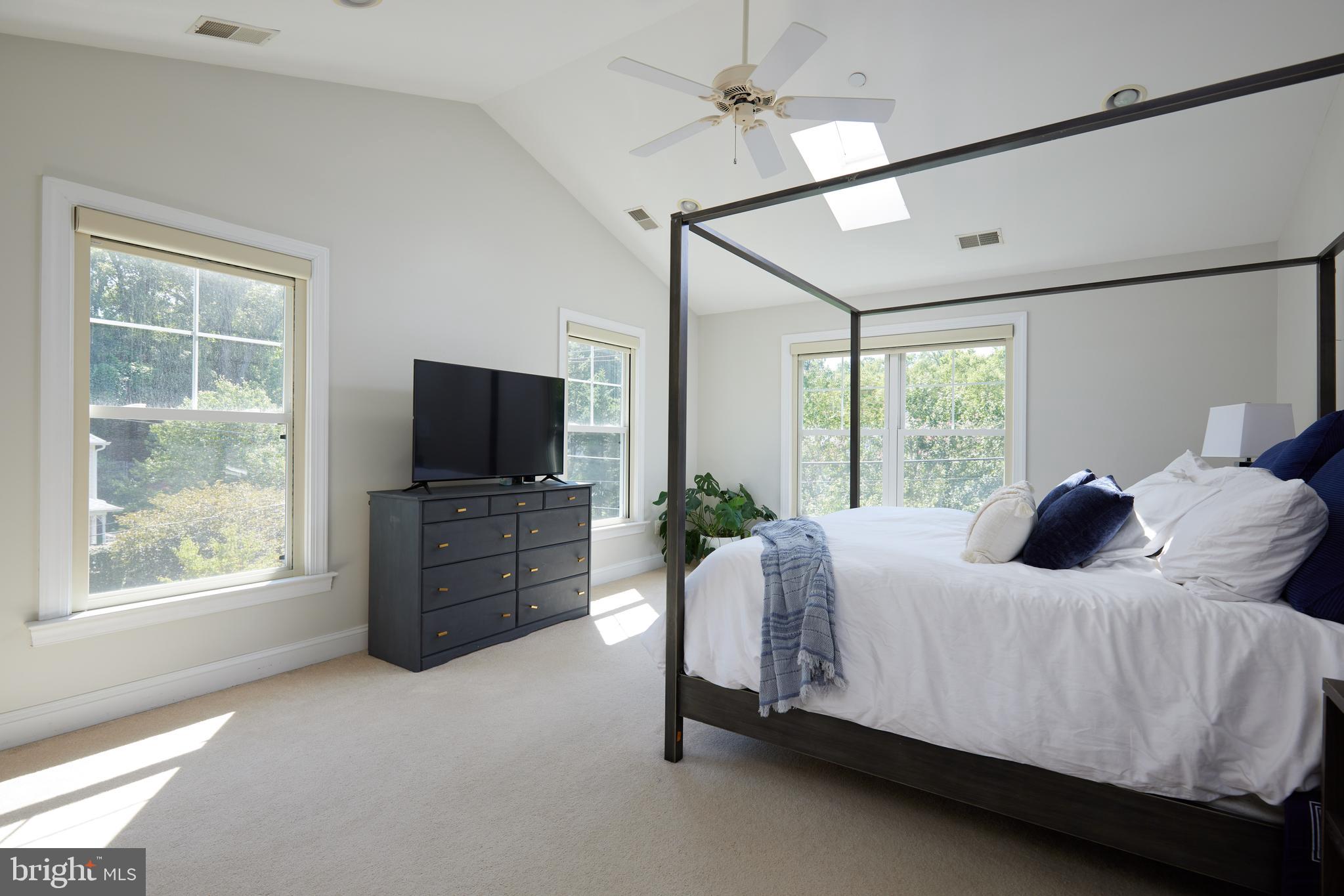 10311 MEREDITH AVENUE