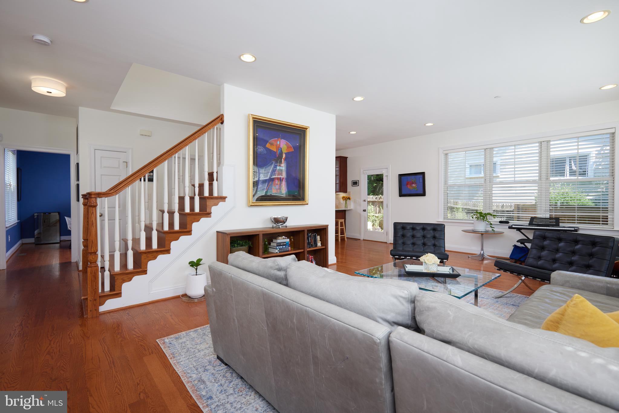 10311 MEREDITH AVENUE