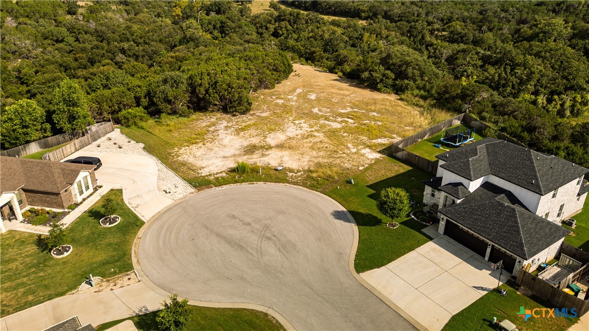 4401 Lucius Lane