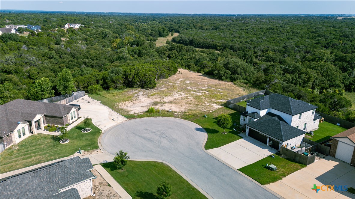 4401 Lucius Lane
