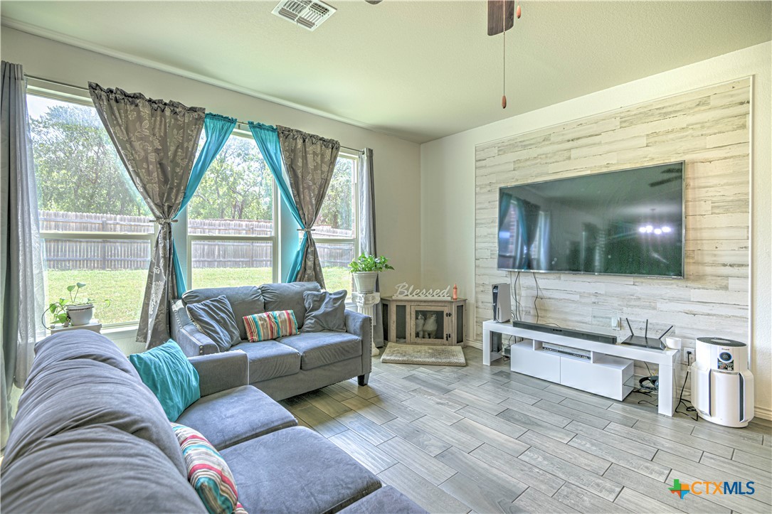 3319 Vineyard Trail
