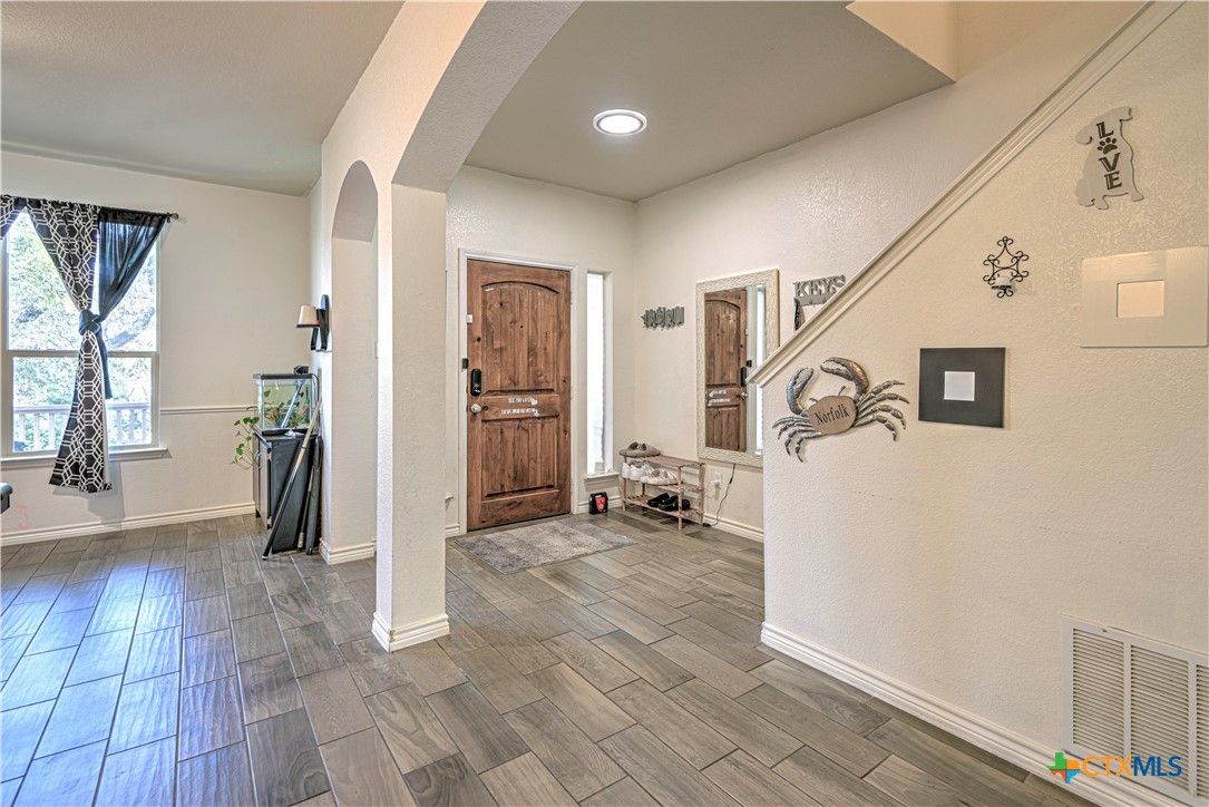 3319 Vineyard Trail