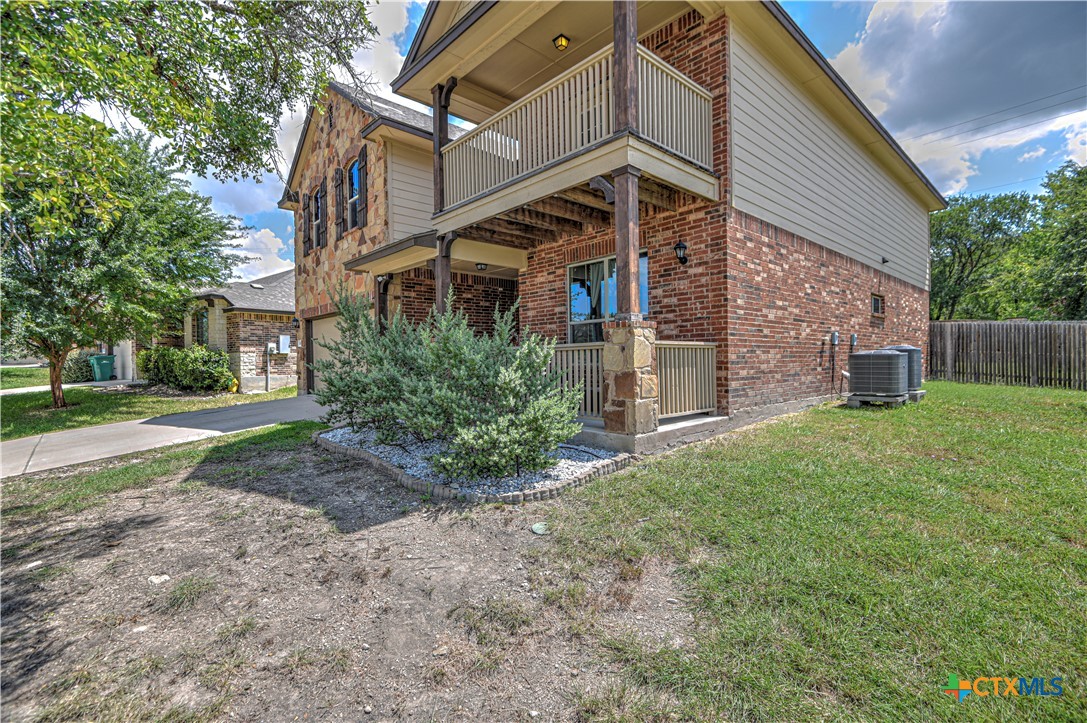 3319 Vineyard Trail