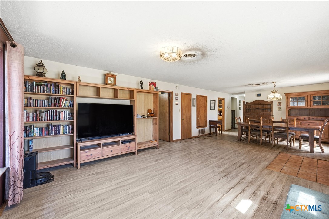 12218 W Adams Avenue