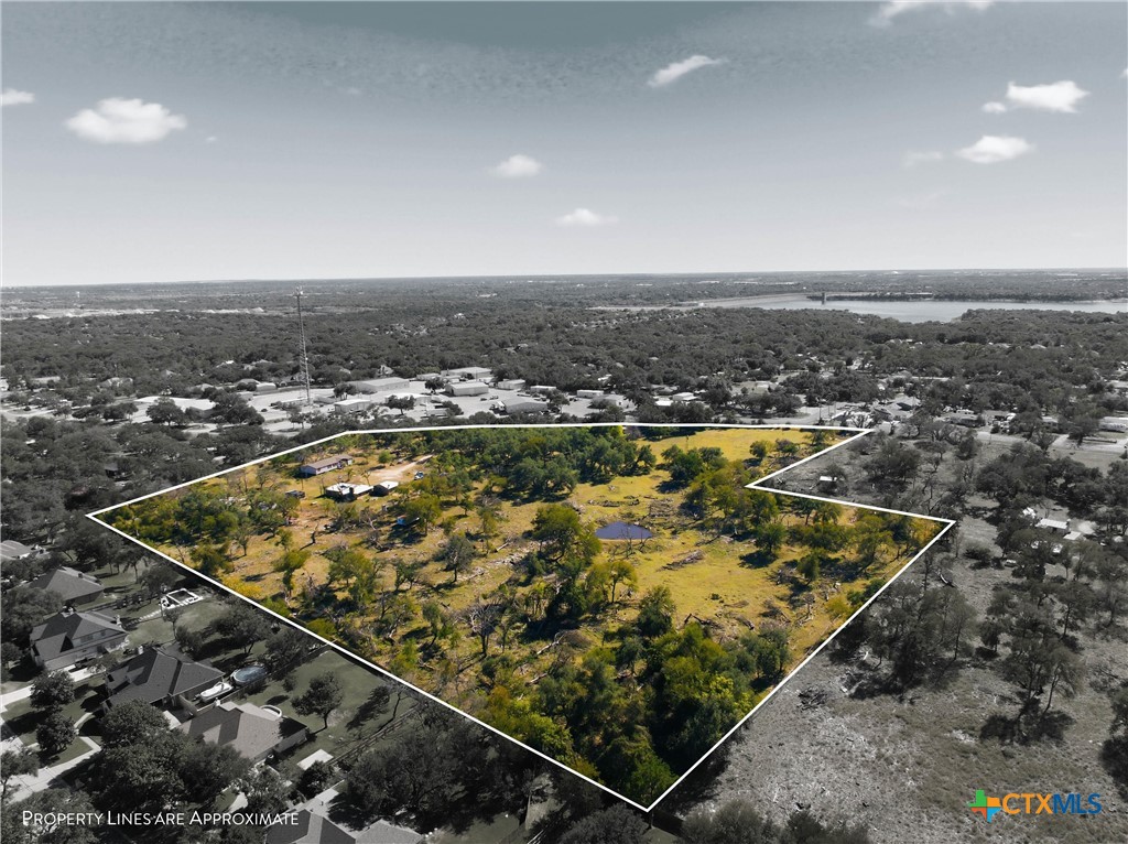 12218 W Adams Avenue