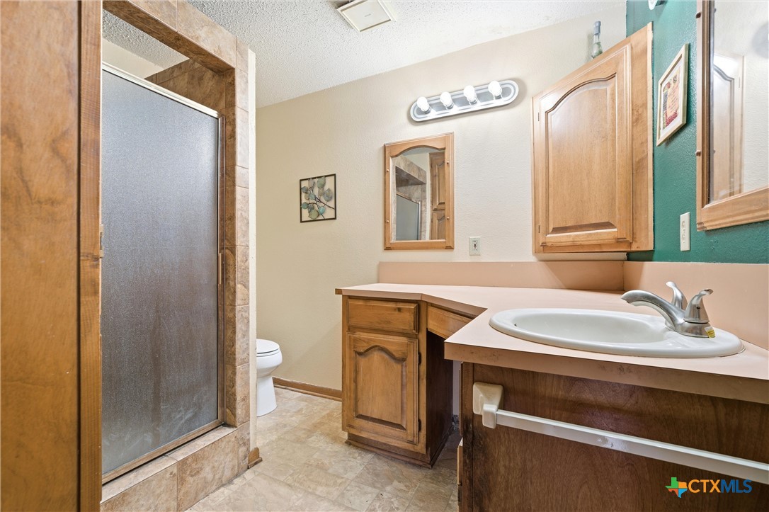 12218 W Adams Avenue