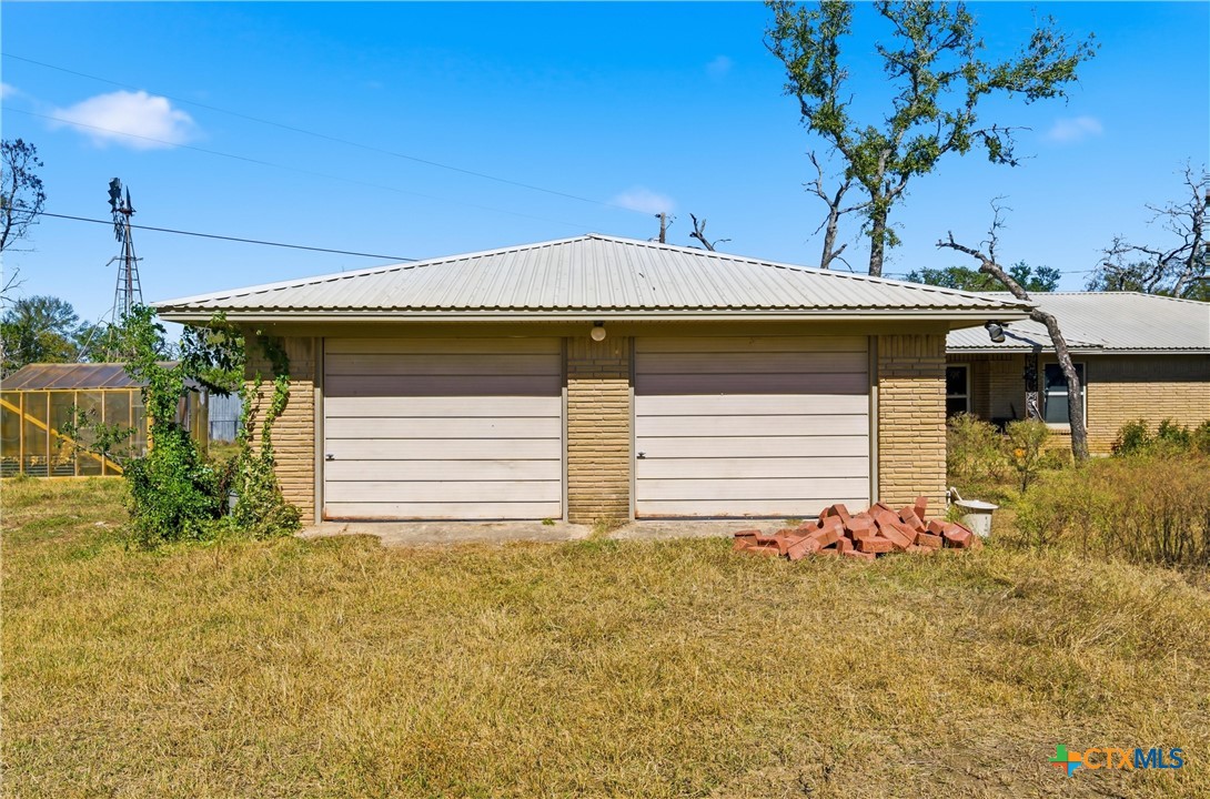 12218 W Adams Avenue