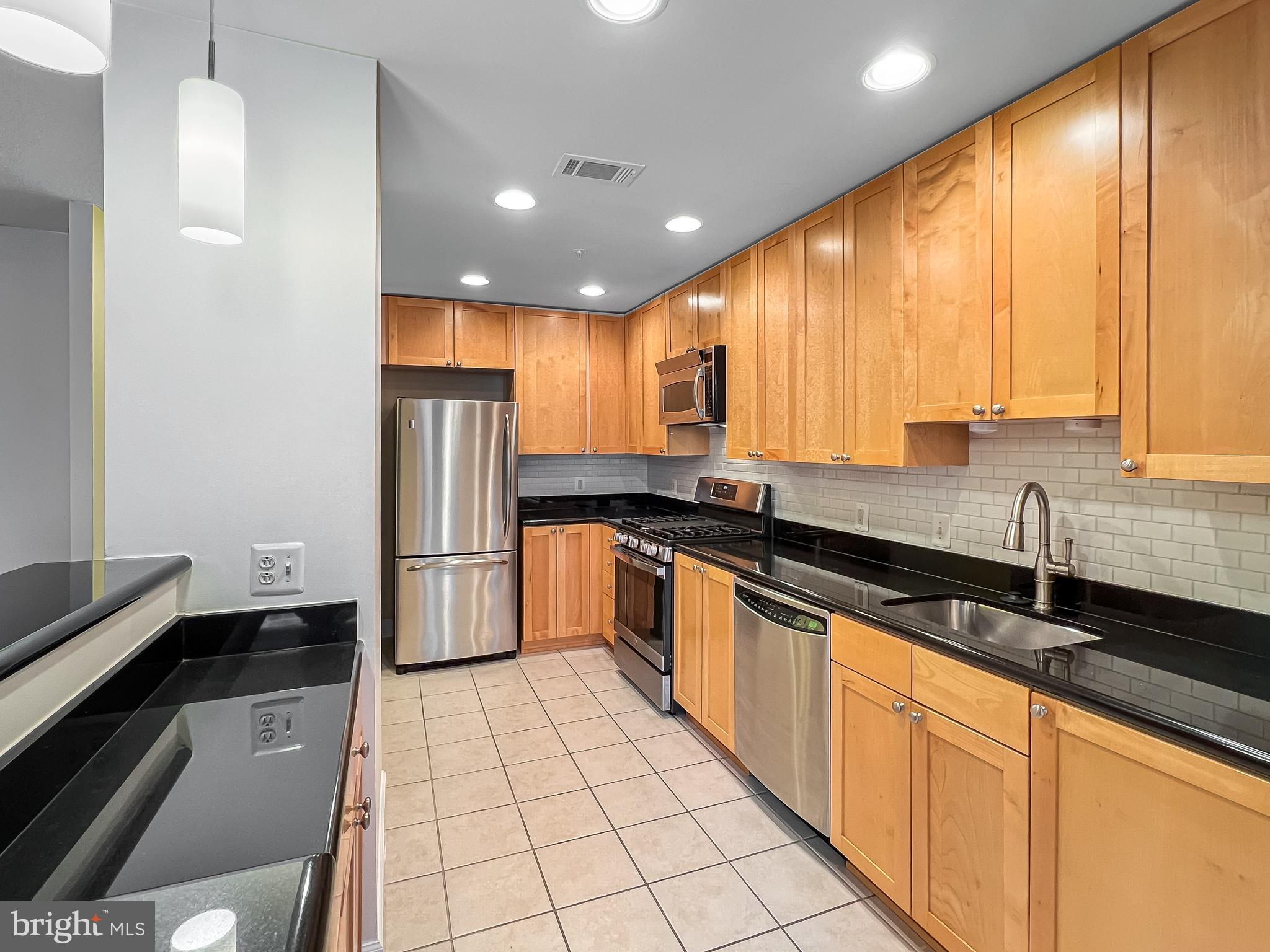 3600 S Glebe Rd S #320w