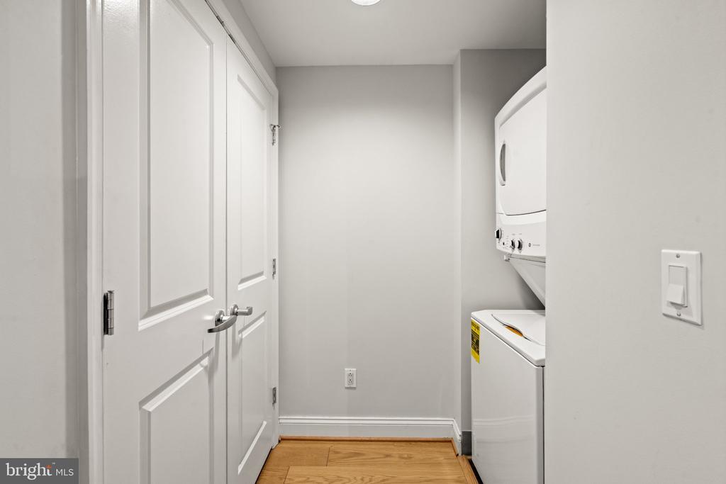 1020 N HIGHLAND STREET Unit: 403